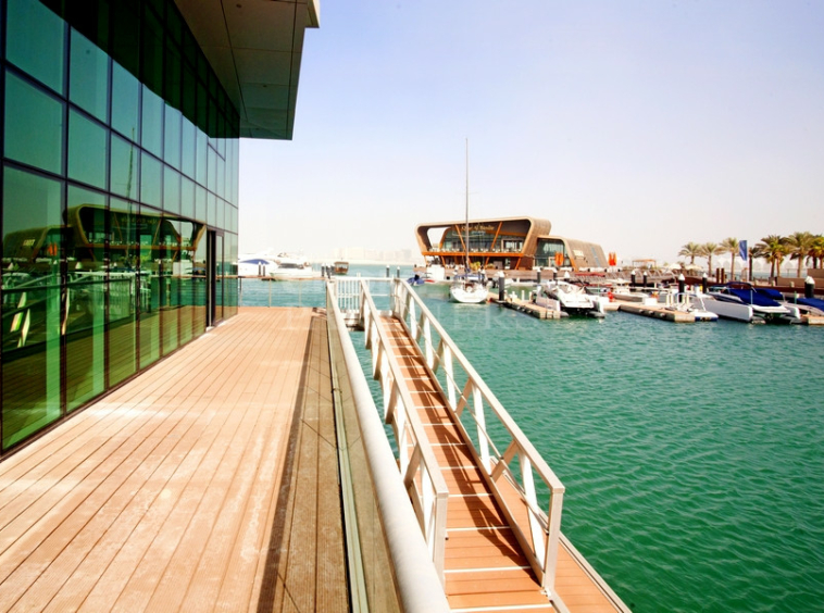 Superb Sea View Duplex Apartment with Pontoon