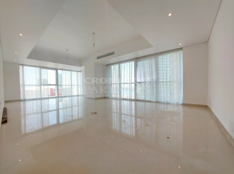 Spacious Apt | 2BR + Maid + Study I Sea Front