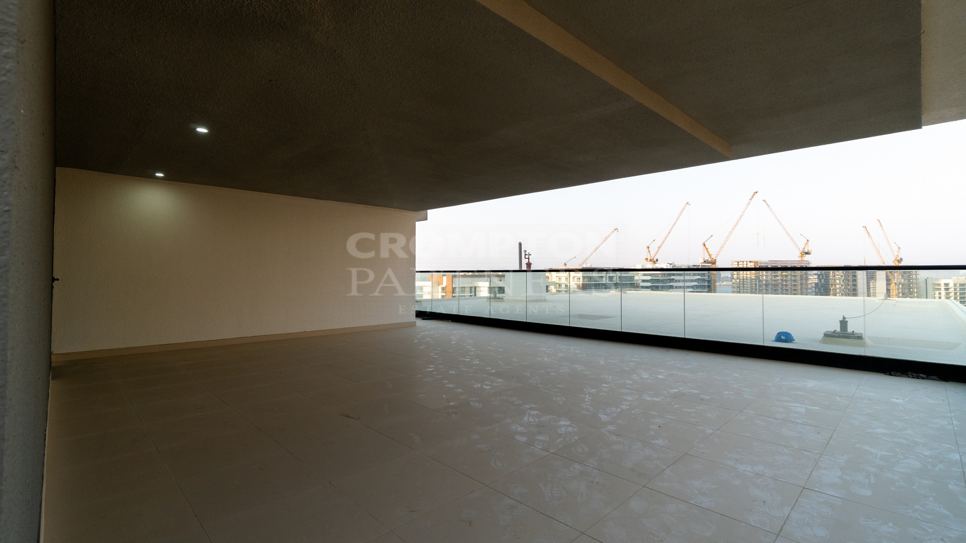 Brand New | Duplex Apartment | Large Terrace