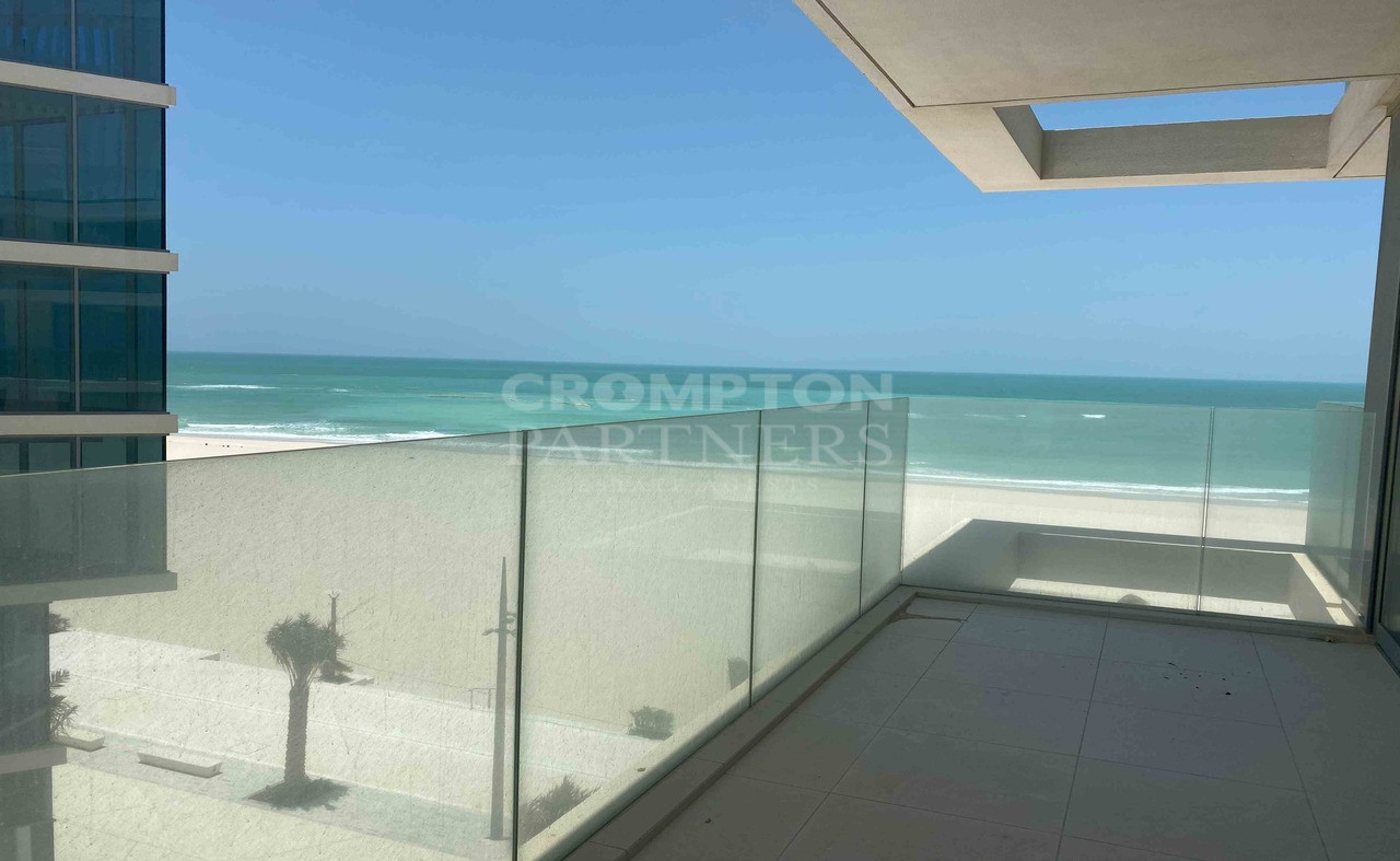 Full Sea View | Balcony | Maids | Beach Access