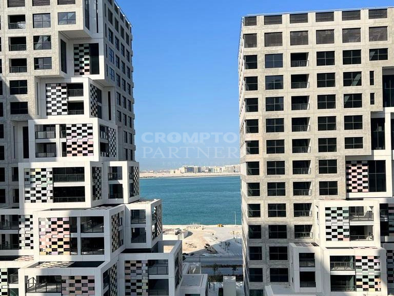 Partial Sea View| Big Terrace| Vacant | Beautiful