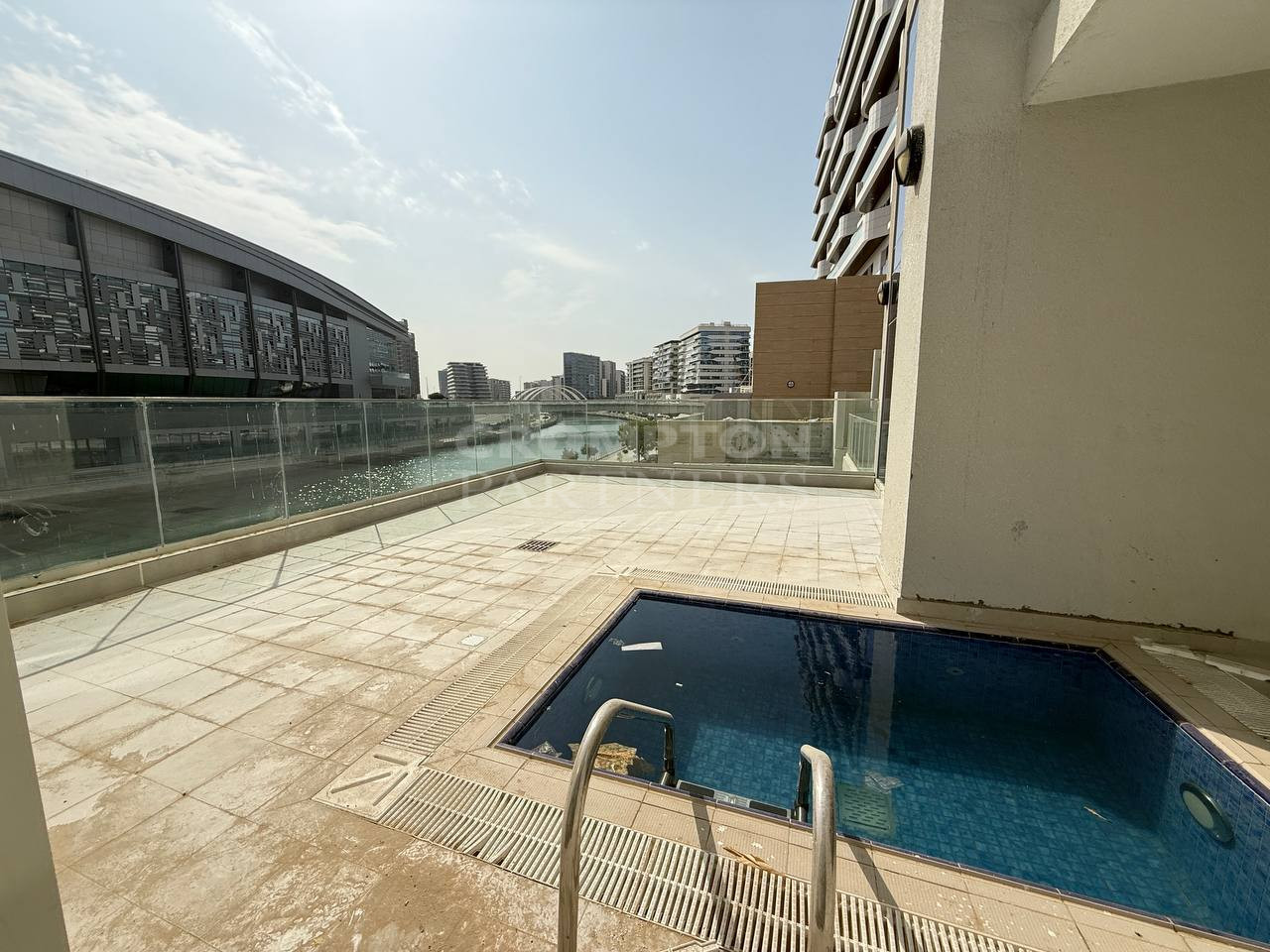 Duplex | Large Layout | Own Pool | Vacant